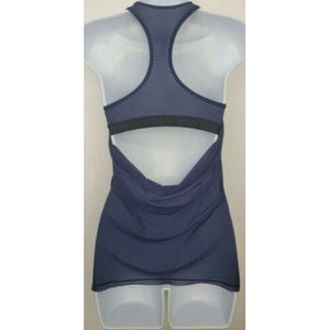 Lululemon Wild Tank 6 built in bra blue black open back